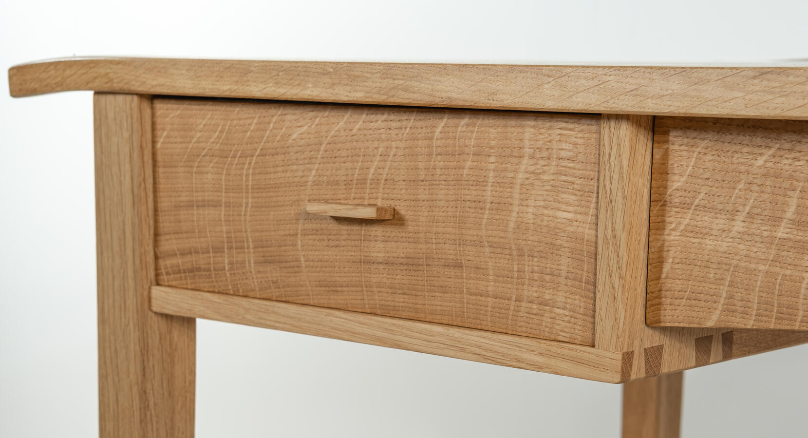 Coalesce - Writing Desk
